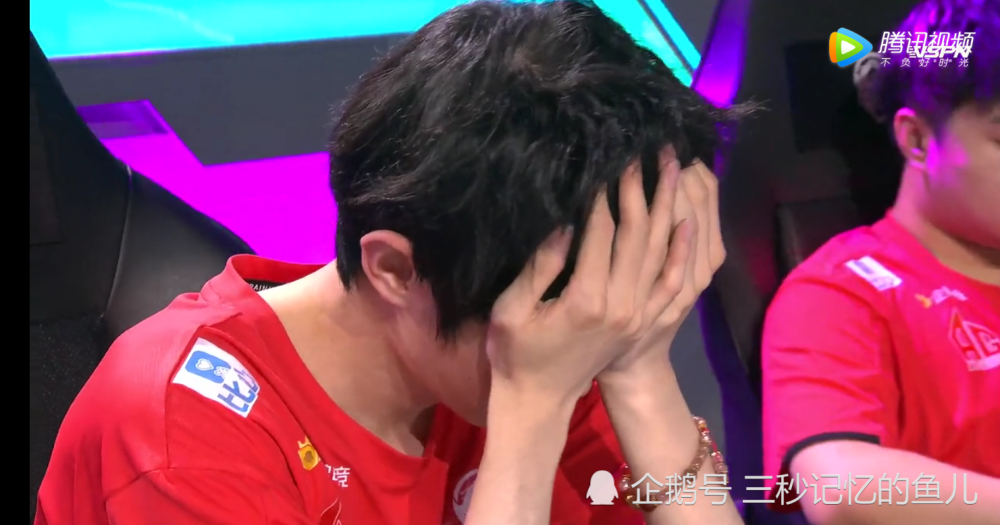  法甲揭幕战诞生超级世界波  